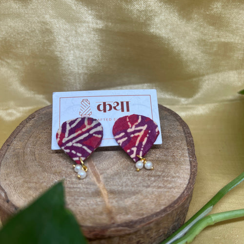 Kalamkari stud earrings