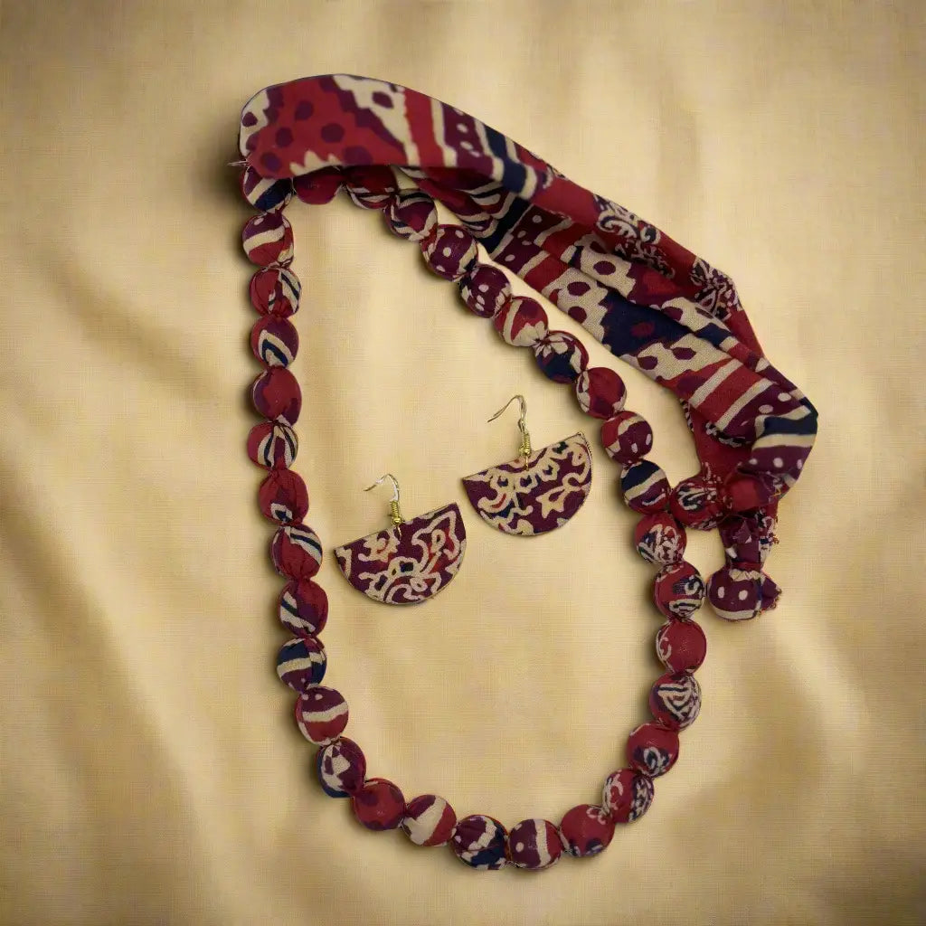 Aarunya – Fabric Beaded Set