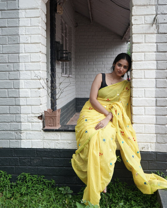 Harini- Embroidery Saree