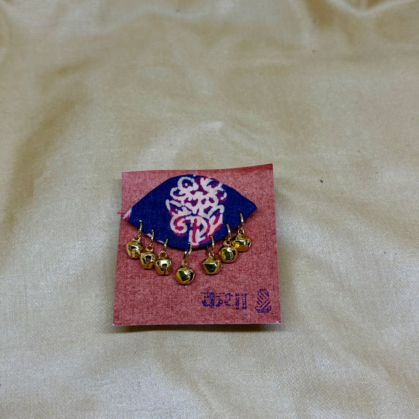 Kalamkari Floral Heritage Saree Pin