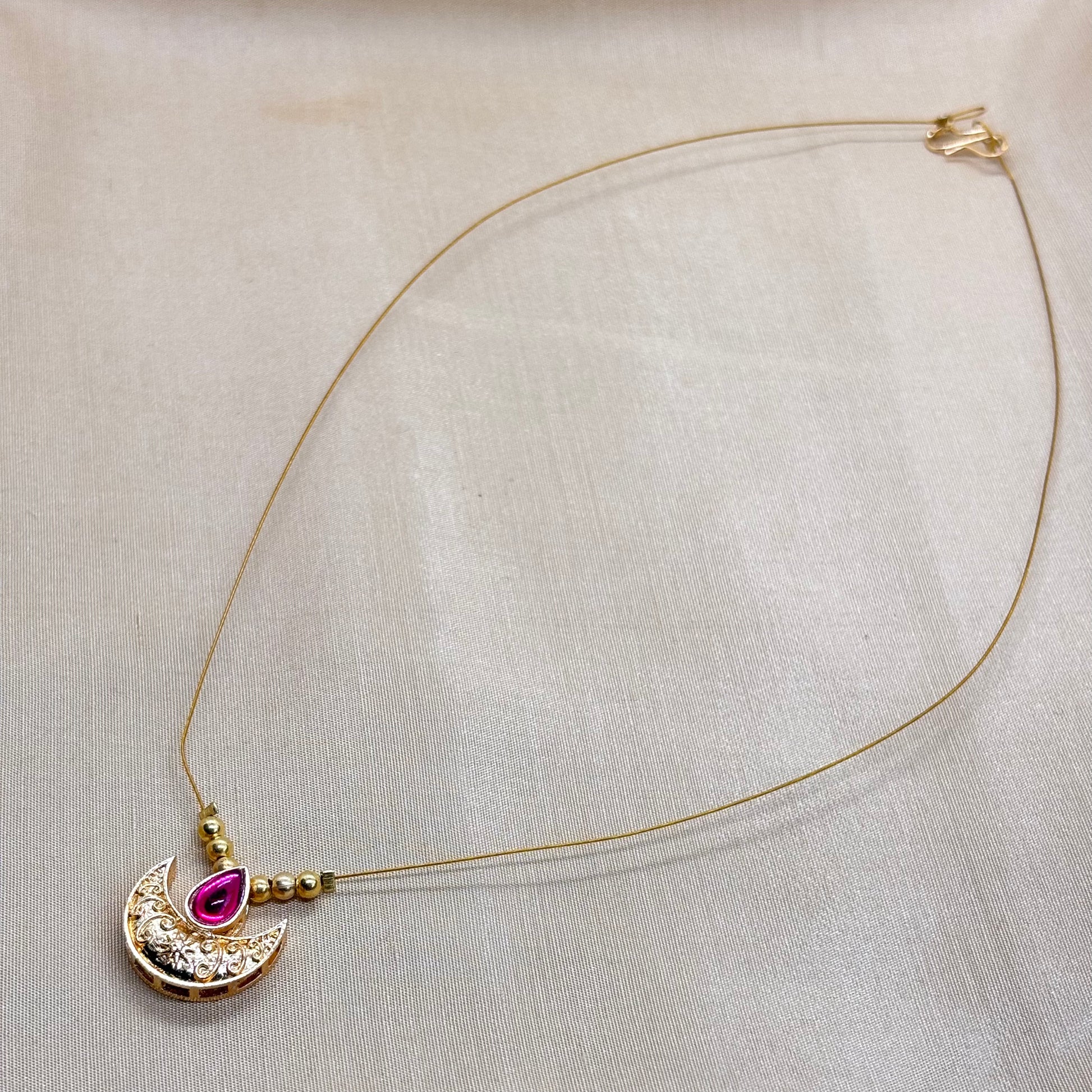 Invisible Necklace