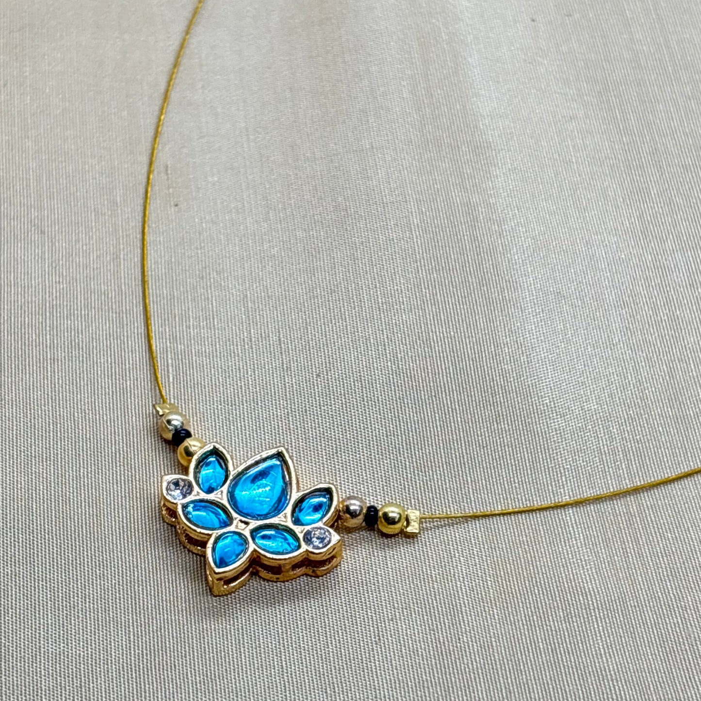 Invisible Necklace