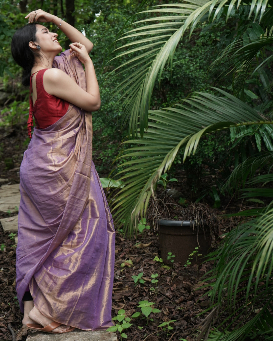 Lavira- Tissue Silk Saree