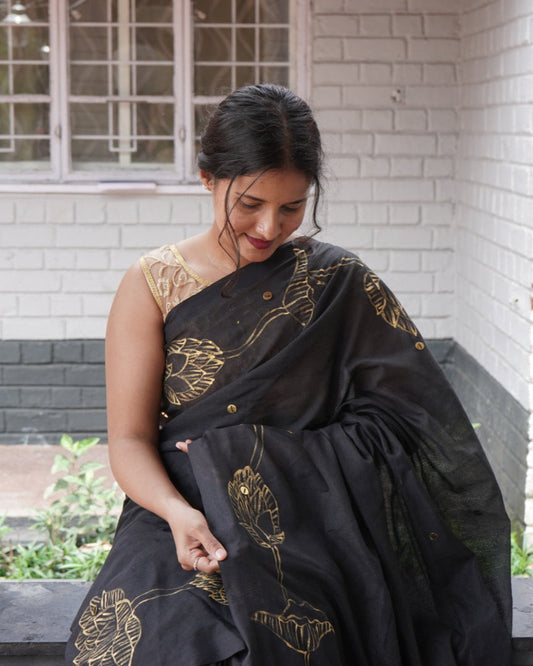 Neyara- Handpainted Saree