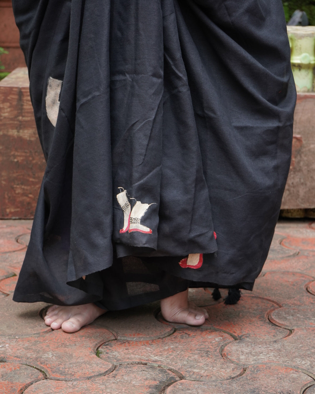 Nivya- Handpainted Saree