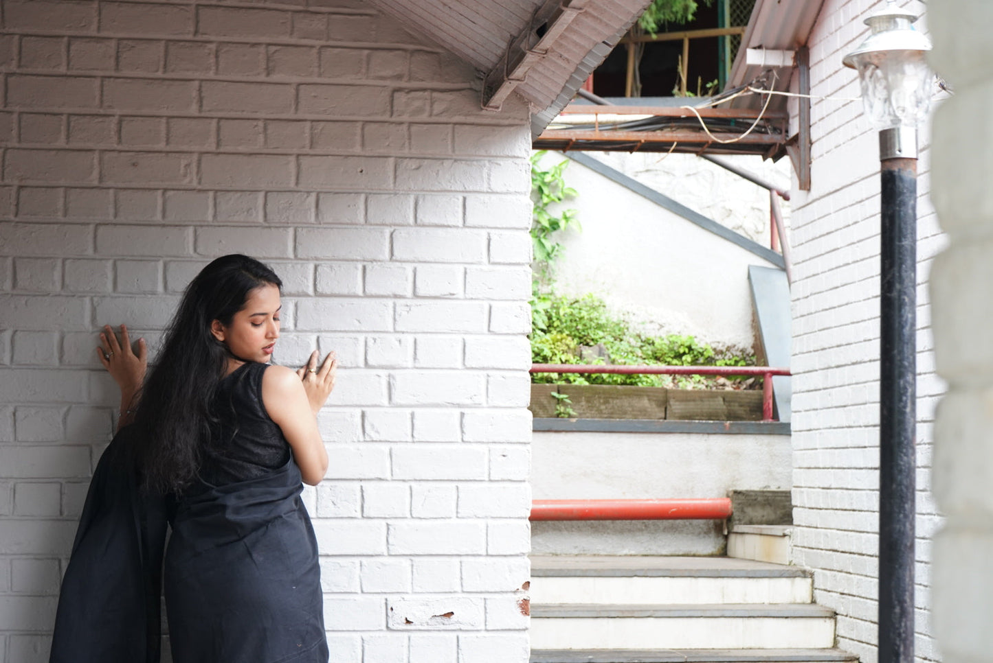 Ratri- Plain Saree