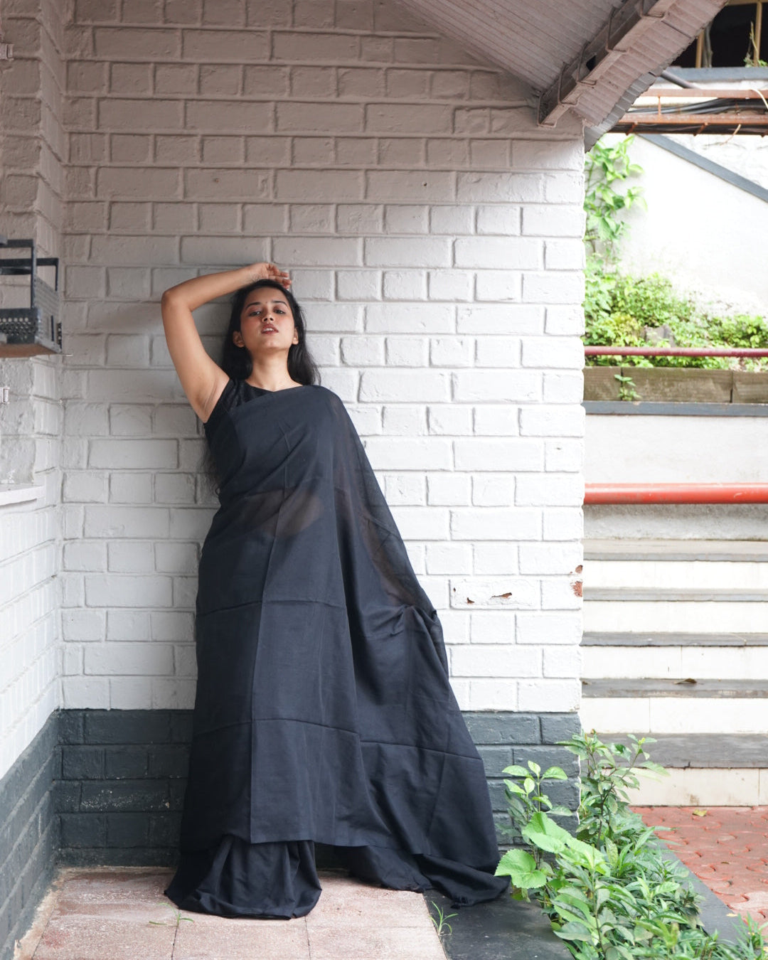 Ratri- Plain Saree