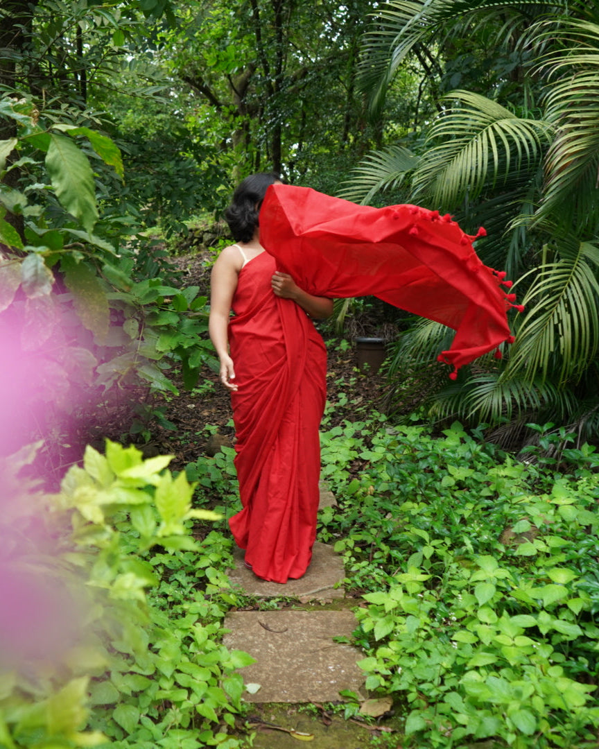 Saubhya- Plain Saree