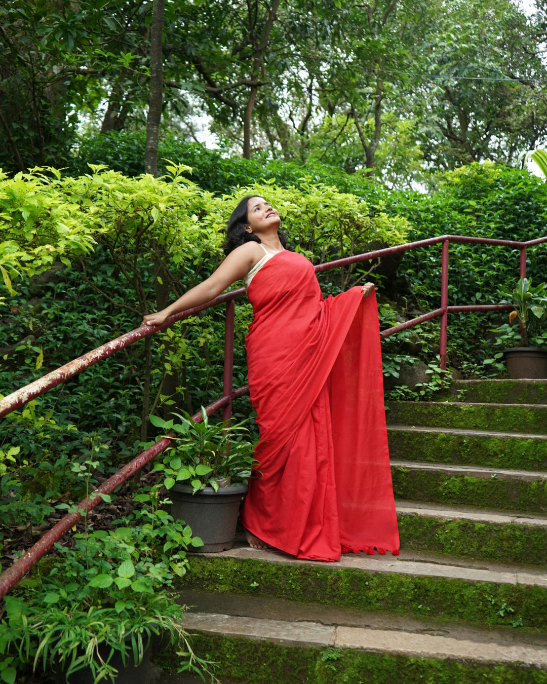 Saubhya- Plain Saree