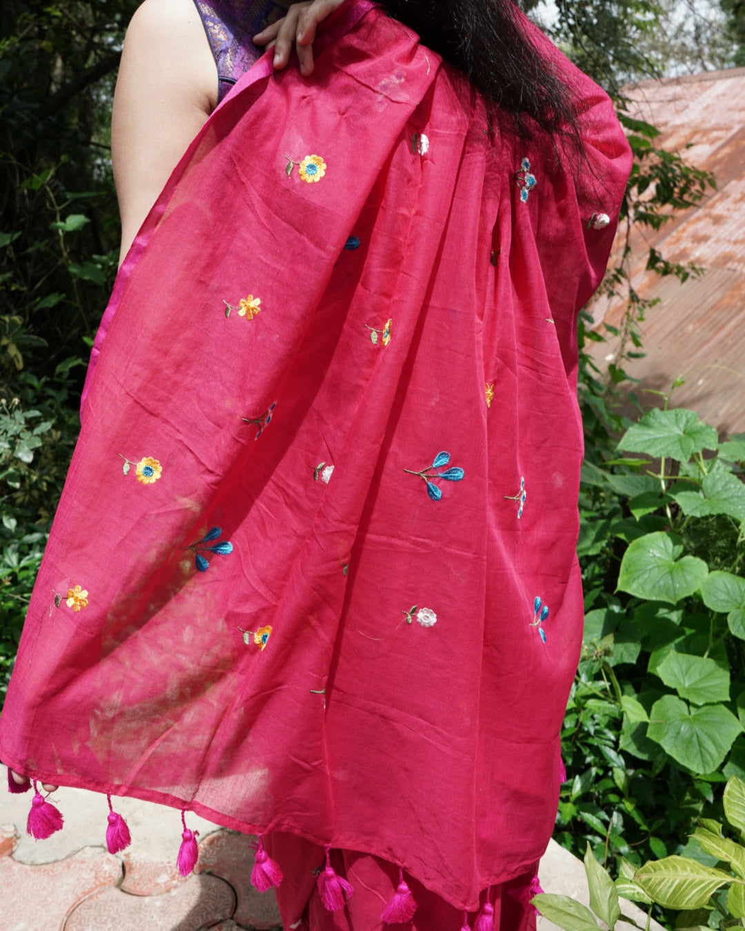Vasini- Embroidery Saree