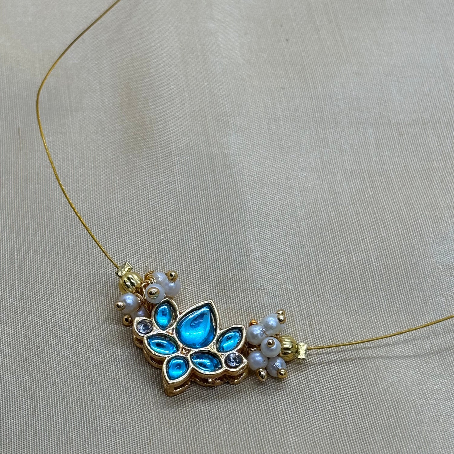Invisible necklace