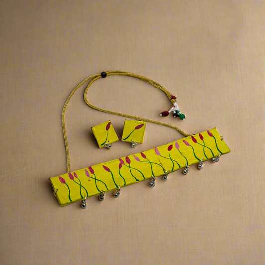Avni – Yellow Tulip Waves