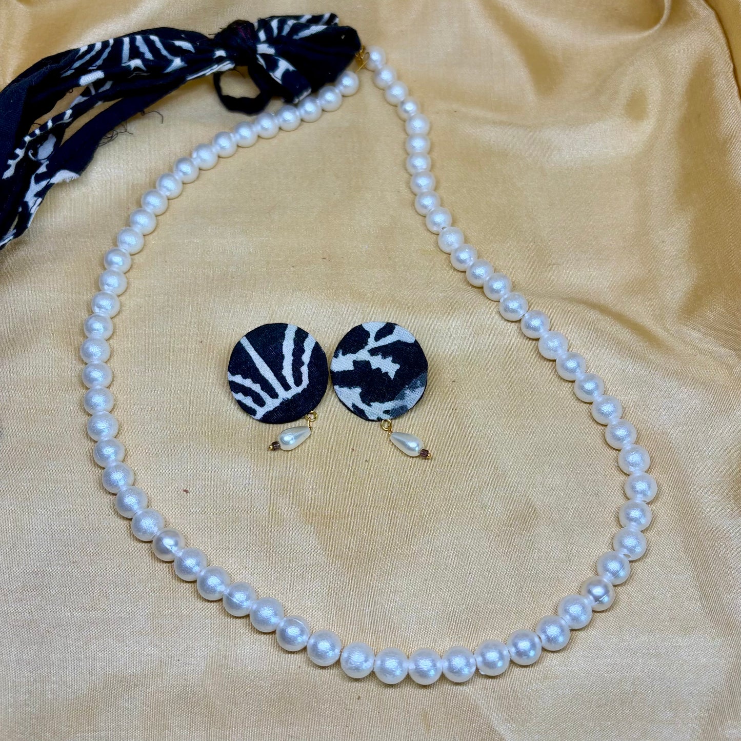 Noir Pearl Kalamkari Set