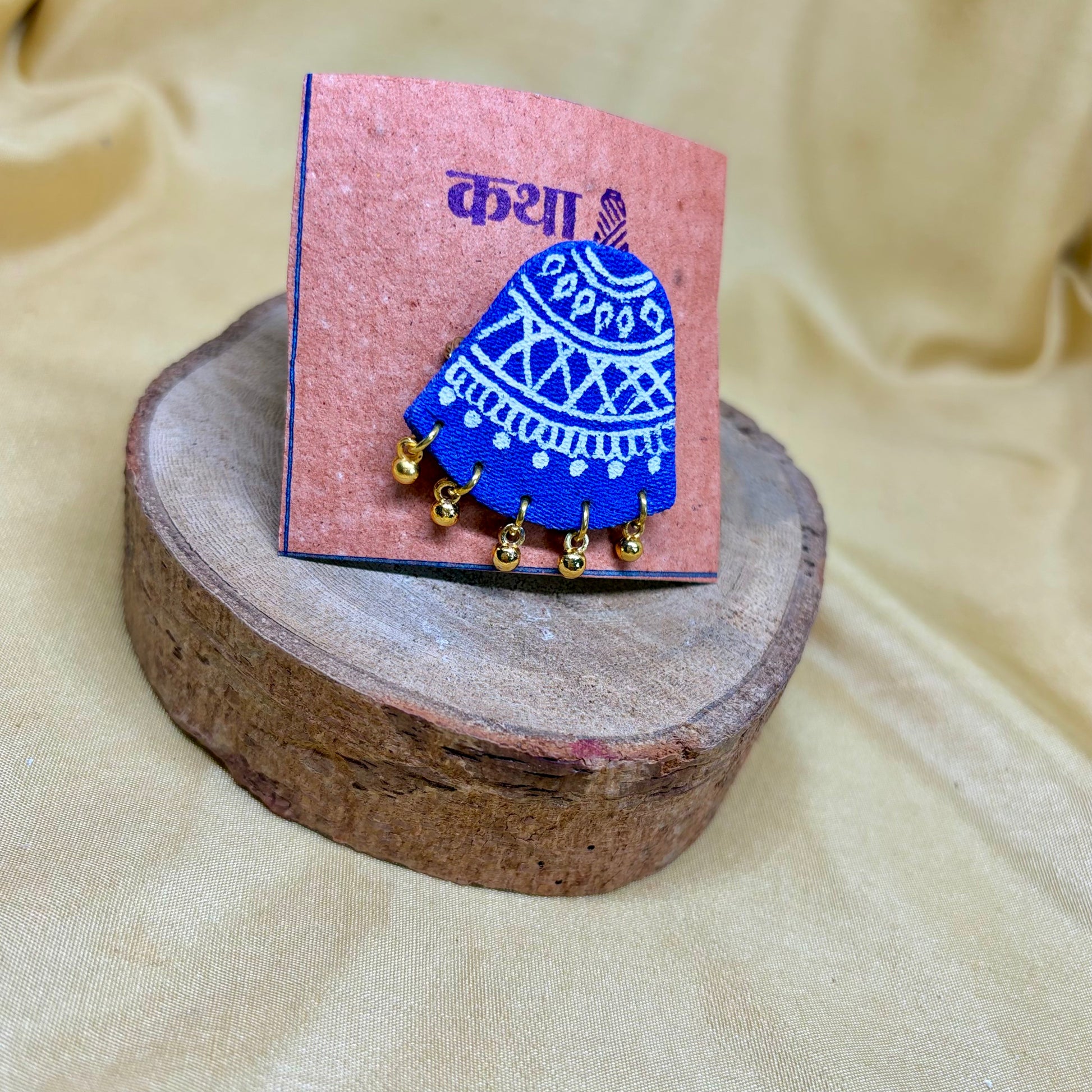 Hand-Painted Purple Bloom Saree Pin
