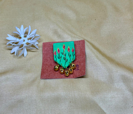 Hand-Painted Turquoise Leaf Saree Pin
