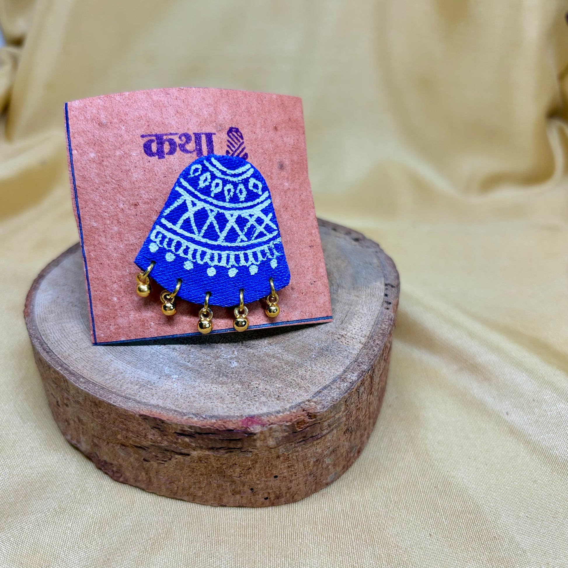 Hand-Painted Purple Bloom Saree Pin