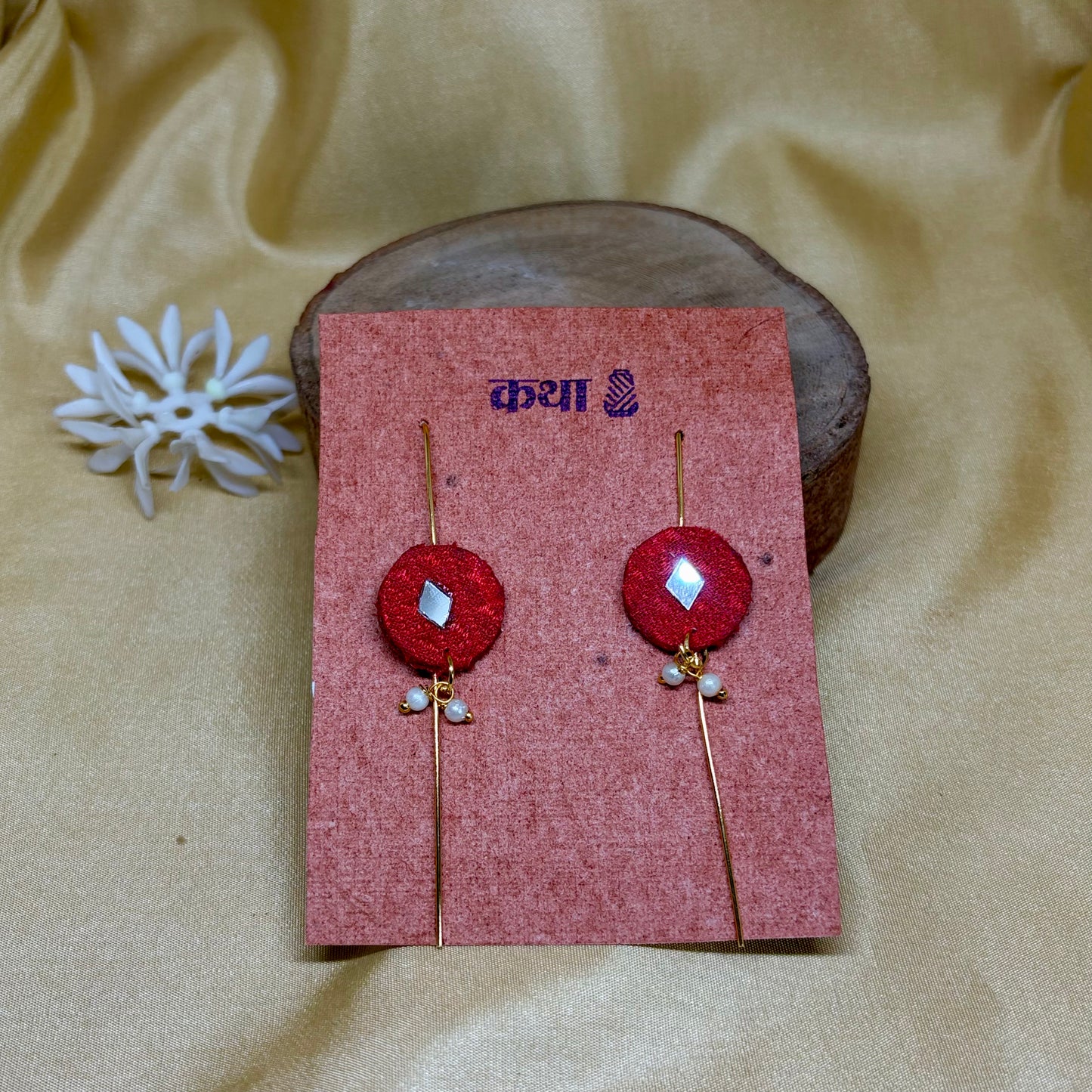 Khun Red Round Ear Cuff