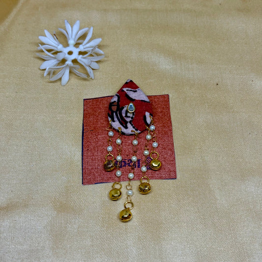 Kalamkari Paisley Charm Saree Pin