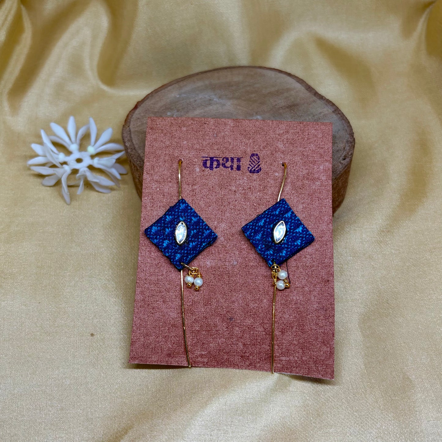Khun Blue Diamond Ear Cuff