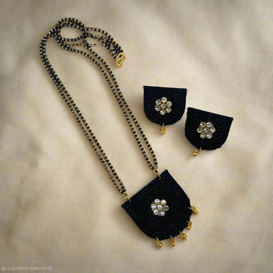 Kaari Khan Mangalsutra