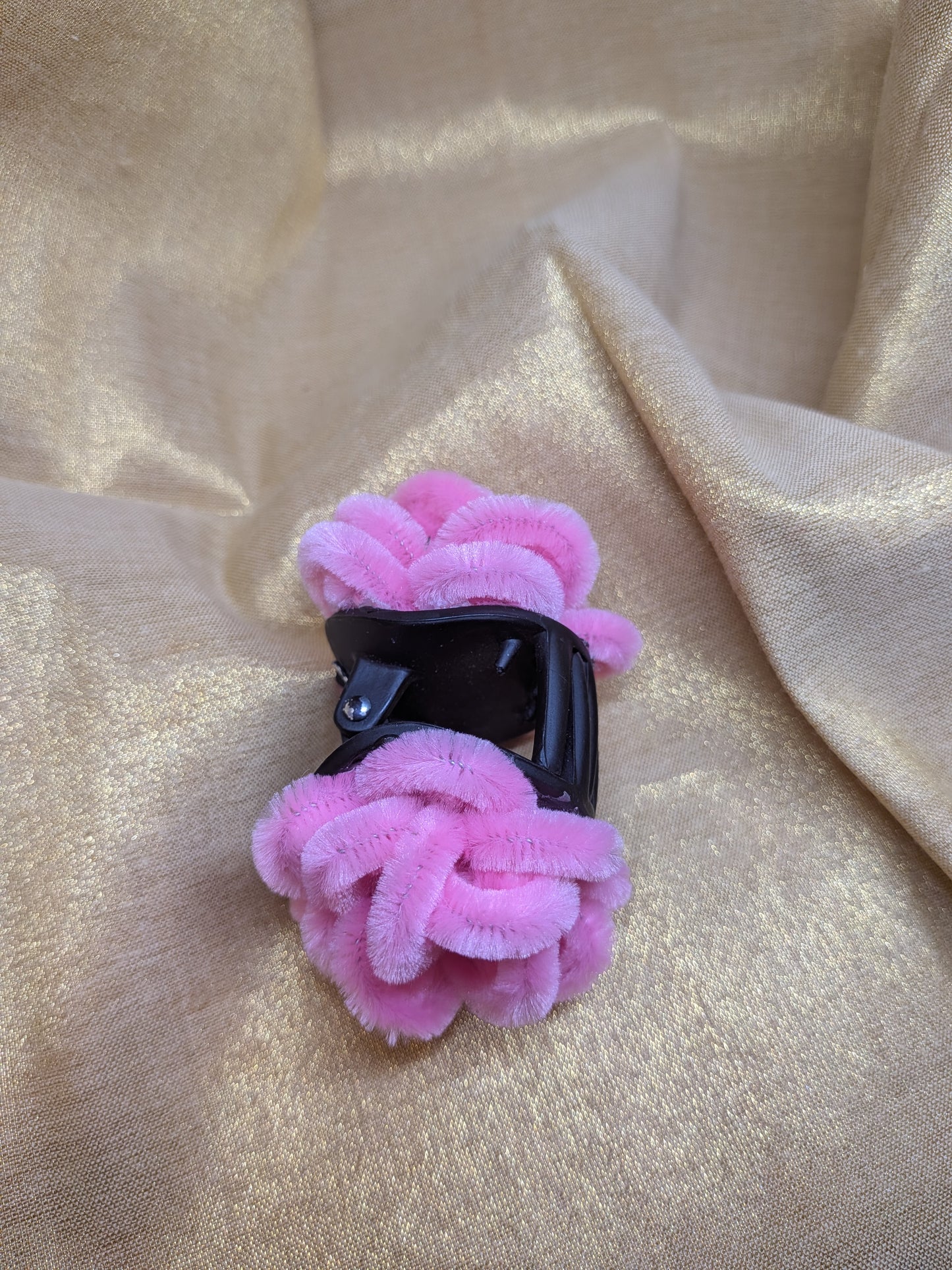 Handcrafted Floral Pink Hair Clutch
