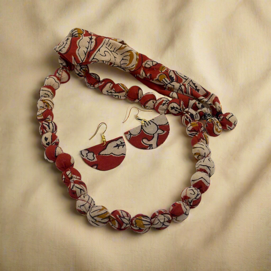 Vasudha – Beige & Red Leaf Print Set